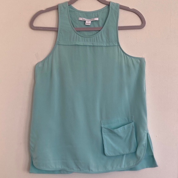 DIANEvonFURSTENBURG DVF Womens Tank Top Size 8 Racerback 100% Silk Pastel Career - Picture 12 of 12